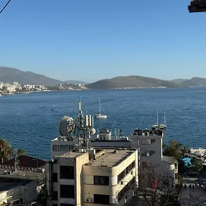 Comfort 1 , Sarandë Albania